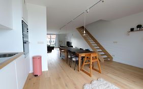 Prachtig duplex appartement met terras te Wenduine vlakbij het strand